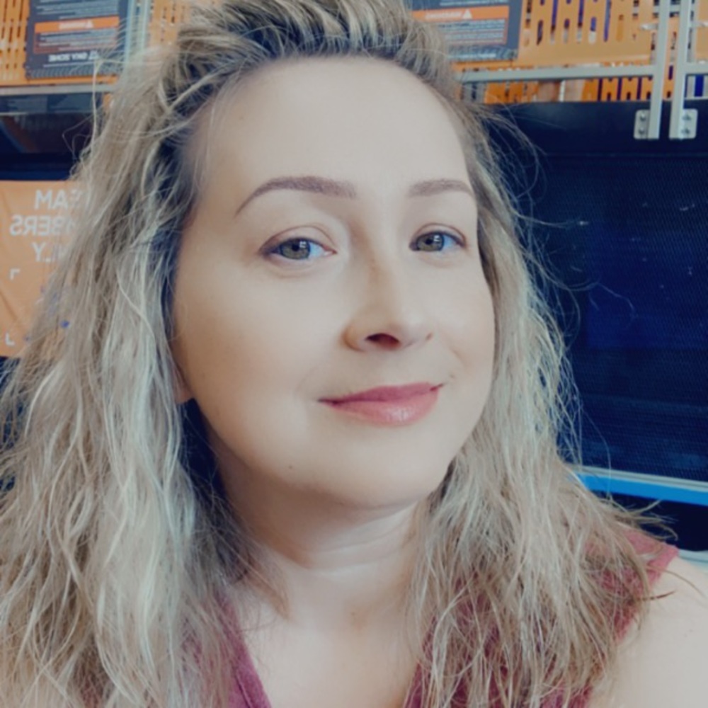 Meet your Posher, Lisa